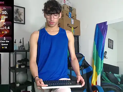 Snapshot of Gael_Jones chatting on September 2025 04:01:02 AM Gael Jones online show from September 2025 04:01:02 AM