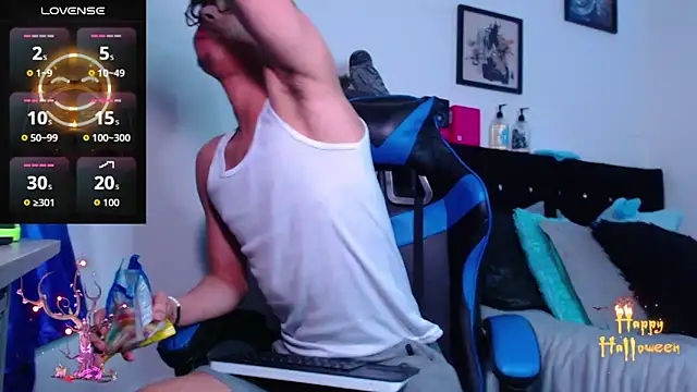 Snapshot of Gael_Jones chatting on October 2025 03:39:02 AM Gael Jones online show from October 2025 03:39:02 AM