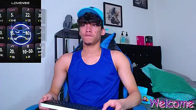 Snapshot of Gael_Jones chatting on November 2025 02:45:02 AM Gael Jones online show from November 2025 02:45:02 AM