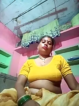 Snapshot of sanjna_sharmaa chatting on September 2025 03:33:01 PM sanjna sharmaa online show from September 2025 03:33:01 PM