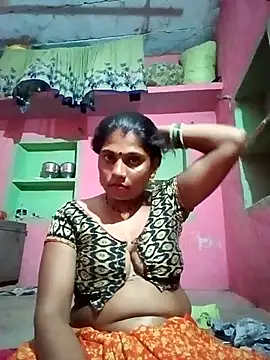 Snapshot of sanjna_sharmaa chatting on September 2025 03:22:02 PM sanjna sharmaa online show from September 2025 03:22:02 PM