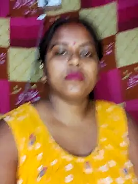 Hot-Show2 online show from April 2026 05:29:01 PM