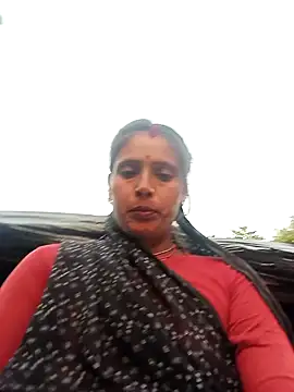 Snapshot of Arti13A chatting on November 2025 11:43:01 AM Arti13A online show from November 2025 11:43:01 AM