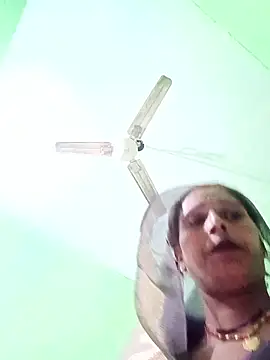 Snapshot of Arti13A chatting on January 2026 12:09:02 PM Arti13A online show from January 2026 12:09:02 PM