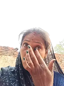 Snapshot of Arti13A chatting on February 2026 02:07:02 AM Arti13A online show from February 2026 02:07:02 AM