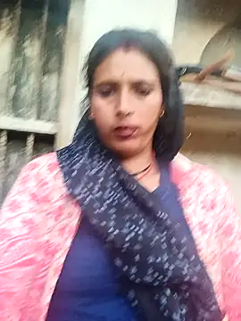 Snapshot of Arti13A chatting on February 2026 01:15:01 AM Arti13A online show from February 2026 01:15:01 AM