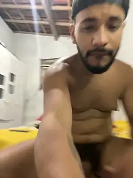 spiderfindom online show from October 2025 05:07:01 AM