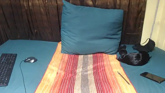 Snapshot of SexySlique chatting on September 2025 02:33:02 AM SexySlique online show from September 2025 02:33:02 AM