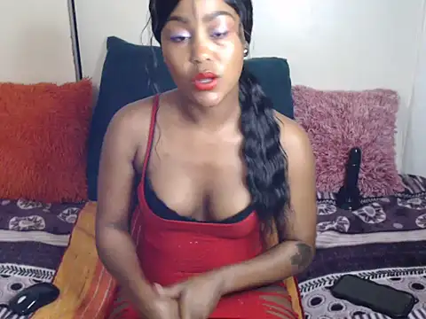 Snapshot of SexySlique chatting on October 2025 02:11:01 AM SexySlique online show from October 2025 02:11:01 AM