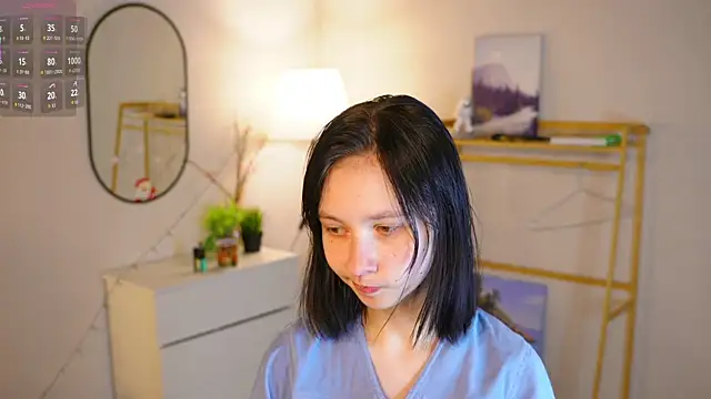 Snapshot of SuzanneHowse chatting on January 2026 03:11:02 AM SuzanneHowse online show from January 2026 03:11:02 AM