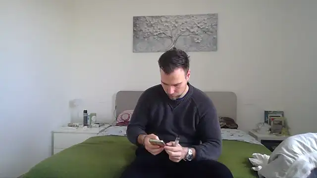 mrlyuis online show from February 2026 12:43:02 PM