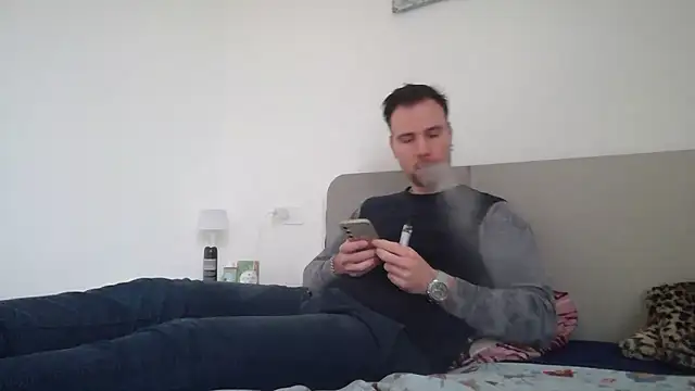 mrlyuis online show from February 2026 01:37:02 PM