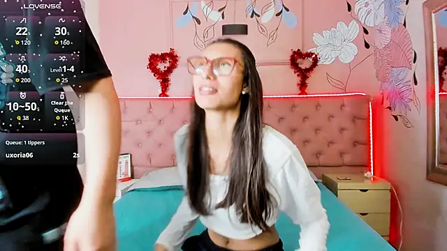 Snapshot of Ethan_N_Abby chatting on September 2025 08:53:01 PM Ethan N Abby online show from September 2025 08:53:01 PM