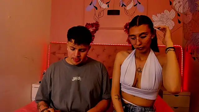 Snapshot of Ethan_N_Abby chatting on September 2025 09:20:02 PM Ethan N Abby online show from September 2025 09:20:02 PM