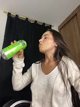 Scarlett05 online show from November 2025 01:16:02 AM