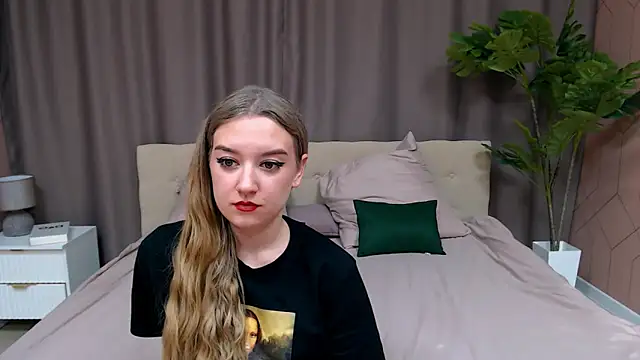 Snapshot of DarcyWilsy chatting on November 2025 07:46:02 PM DarcyWilsy online show from November 2025 07:46:02 PM