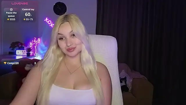 Snapshot of adrelaxina chatting on May 2026 02:53:02 AM adrelaxina online show from May 2026 02:53:02 AM