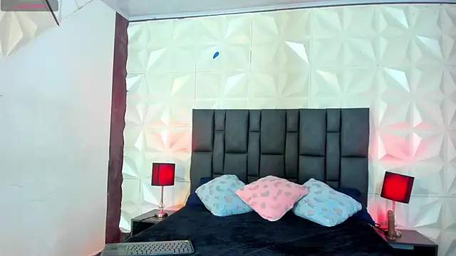 BustyGlow online show from September 2025 10:48:02 AM