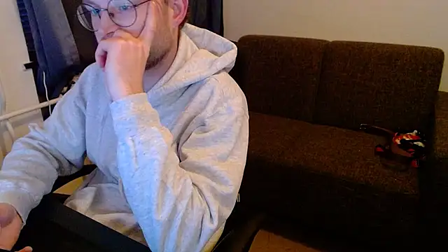 Snapshot of ChefDeLust chatting on November 2025 03:23:01 PM ChefDeLust online show from November 2025 03:23:01 PM