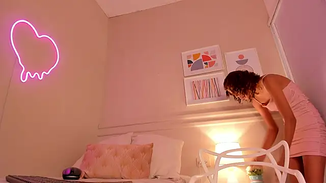  aleja x online show from October 2025 11:39:01 AM