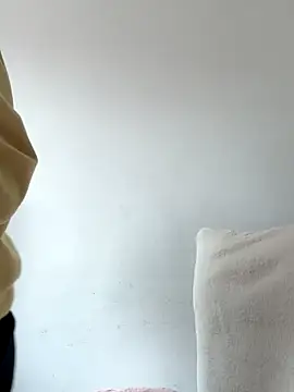 Victoria alson online show from October 2025 02:02:01 PM