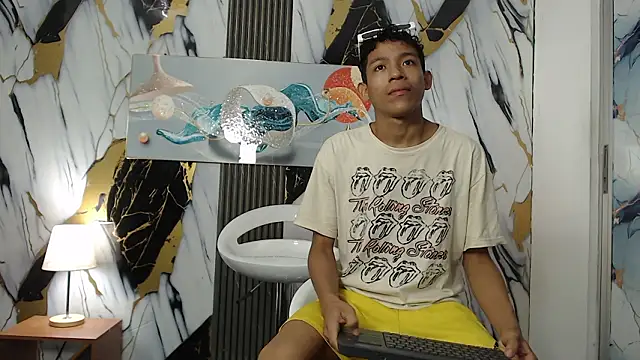 BEAUTY BOYS1 online show from February 2026 07:38:02 AM