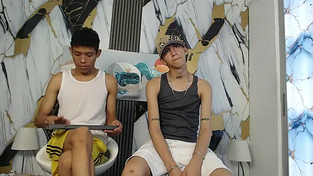 BEAUTY BOYS1 online show from February 2026 07:58:02 PM