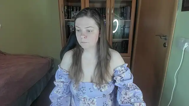 MiaLores online show from May 2026 09:14:01 AM