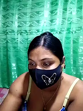 Mistompa24 online show from November 2025 05:17:01 AM