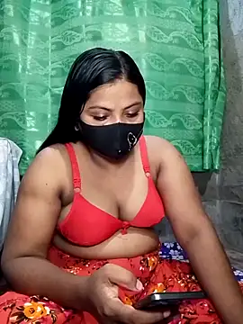Snapshot of Mistompa24 chatting on May 2026 06:41:02 AM Mistompa24 online show from May 2026 06:41:02 AM