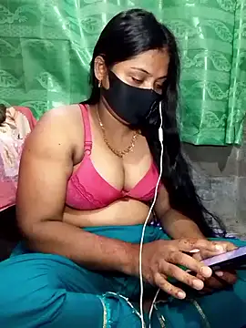 Snapshot of Mistompa24 chatting on June 2026 04:58:02 AM Mistompa24 online show from June 2026 04:58:02 AM