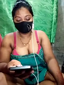 Snapshot of Mistompa24 chatting on June 2026 05:48:01 PM Mistompa24 online show from June 2026 05:48:01 PM
