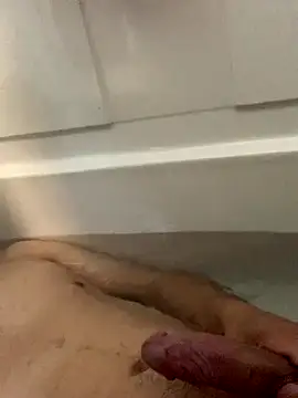 Snapshot of DanBfl chatting on October 2025 08:39:02 PM DanBfl online show from October 2025 08:39:02 PM