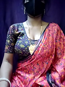 Snapshot of Mohini_Josh069 chatting on April 2026 12:05:02 AM Mohini Josh069 online show from April 2026 12:05:02 AM