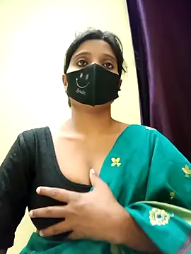 Snapshot of Mohini_Josh069 chatting on June 2026 07:47:02 AM Mohini Josh069 online show from June 2026 07:47:02 AM
