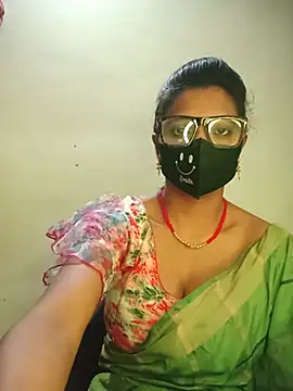 Snapshot of Mohini_Josh069 chatting on July 2026 11:45:02 PM Mohini Josh069 online show from July 2026 11:45:02 PM