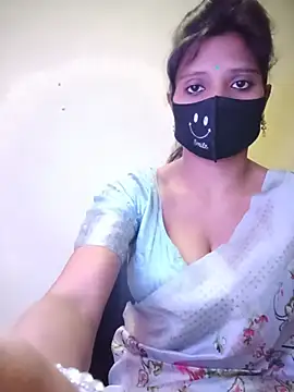 Snapshot of Mohini_Josh069 chatting on July 2026 07:43:01 AM Mohini Josh069 online show from July 2026 07:43:01 AM