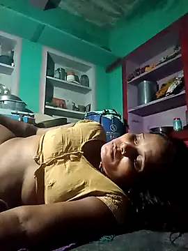 Snapshot of cute_diya_12 chatting on October 2025 05:56:01 PM cute diya 12 online show from October 2025 05:56:01 PM