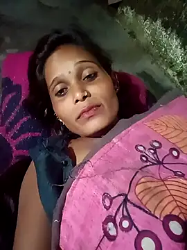 Snapshot of cute_diya_12 chatting on November 2025 02:29:01 PM cute diya 12 online show from November 2025 02:29:01 PM