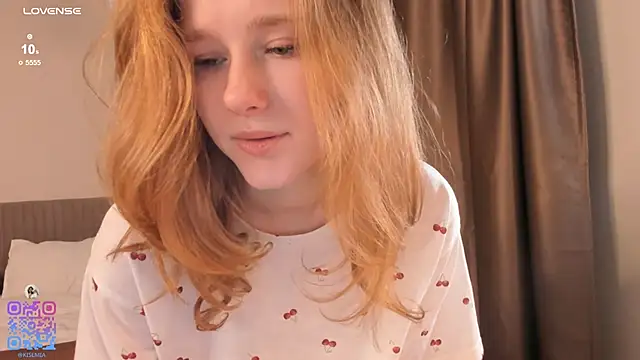 Snapshot of BreezeJam chatting on November 2025 11:21:02 AM BreezeJam online show from November 2025 11:21:02 AM