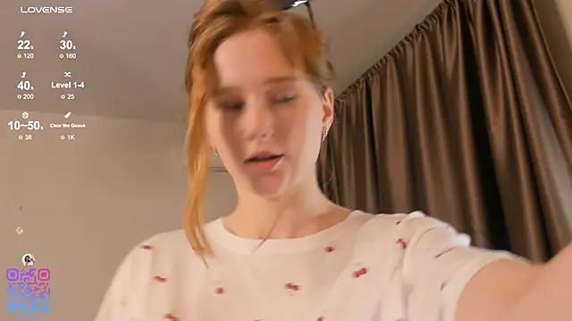 Snapshot of BreezeJam chatting on December 2025 03:28:02 PM BreezeJam online show from December 2025 03:28:02 PM