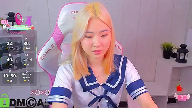 Snapshot of Aisi_18 chatting on November 2025 01:05:02 AM Aisi 18 online show from November 2025 01:05:02 AM