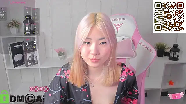 Snapshot of Aisi_18 chatting on December 2025 12:51:01 AM Aisi 18 online show from December 2025 12:51:01 AM