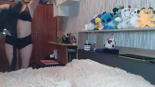 Netty Brittany online show from October 2025 07:02:02 PM