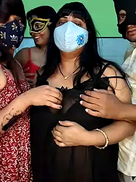 Snapshot of Hot_modal chatting on November 2025 04:39:01 PM Hot modal online show from November 2025 04:39:01 PM