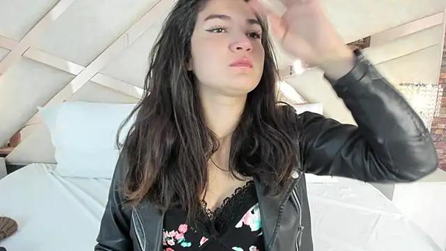 Snapshot of Valery_Brand chatting on September 2025 12:20:01 PM Valery Brand online show from September 2025 12:20:01 PM