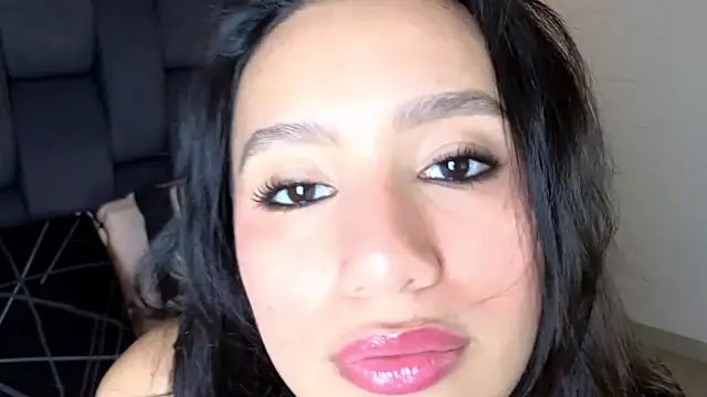 Calipso Parisi online show from February 2026 01:44:01 PM