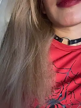 Snapshot of SweetBunnyGF chatting on September 2025 11:41:02 PM SweetBunnyGF online show from September 2025 11:41:02 PM