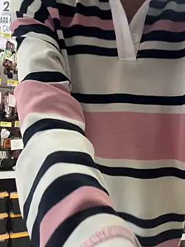 Snapshot of SweetBunnyGF chatting on September 2025 09:41:02 PM SweetBunnyGF online show from September 2025 09:41:02 PM