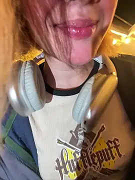 SweetBunnyGF online show from May 2026 01:00:01 AM